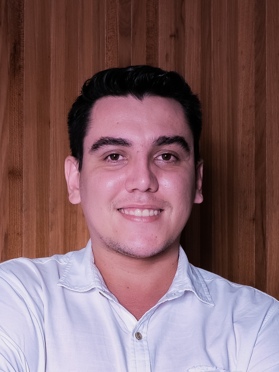 Douglas Sousa — Fundador Apoiaris E-Books